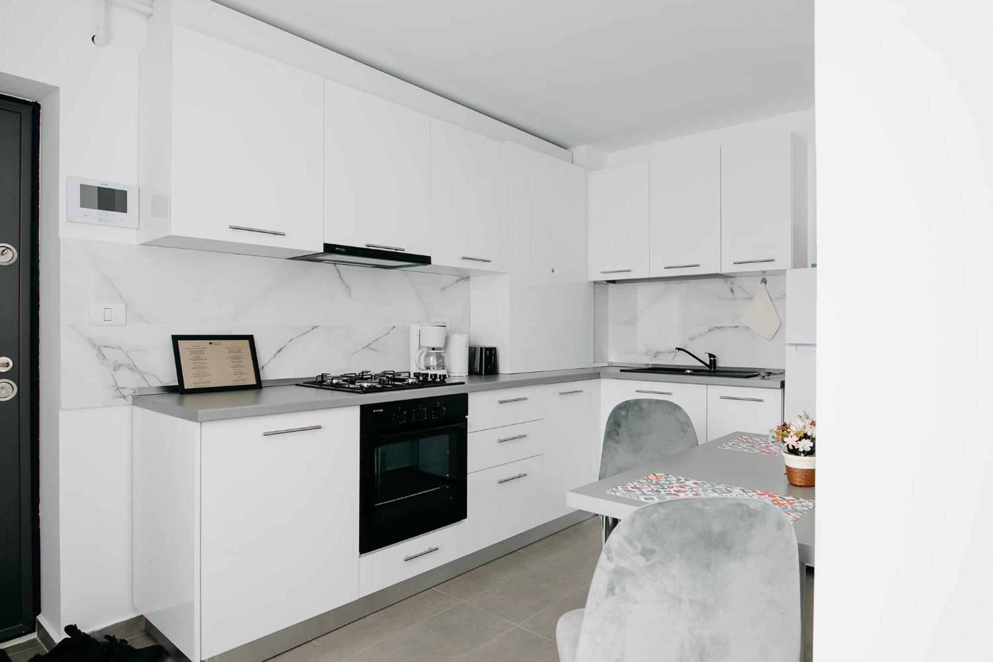 Stepo Sunset Apartment Bucharest Luaran gambar